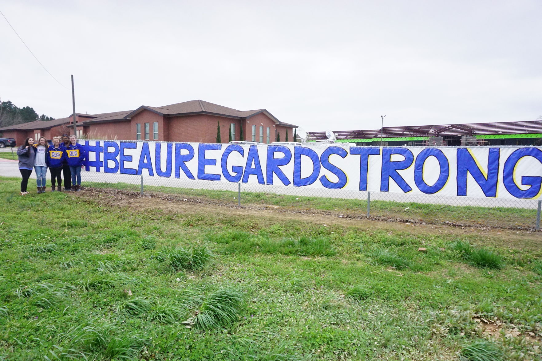 Beauregard High School cheerleaders show support